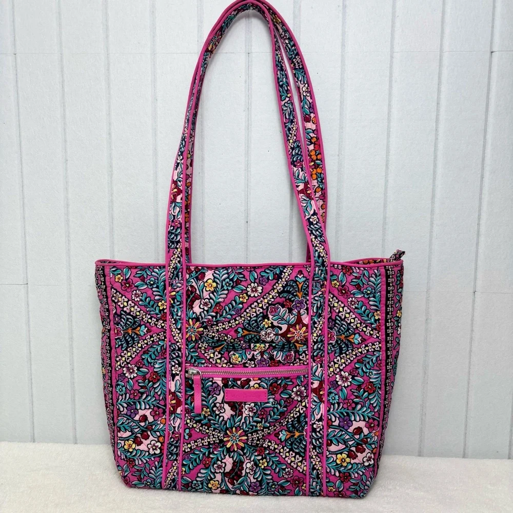 Vera Bradley Pink Iconic Kaleidoscope Rosettes Shoulder Tote Purse,‎ Pockets